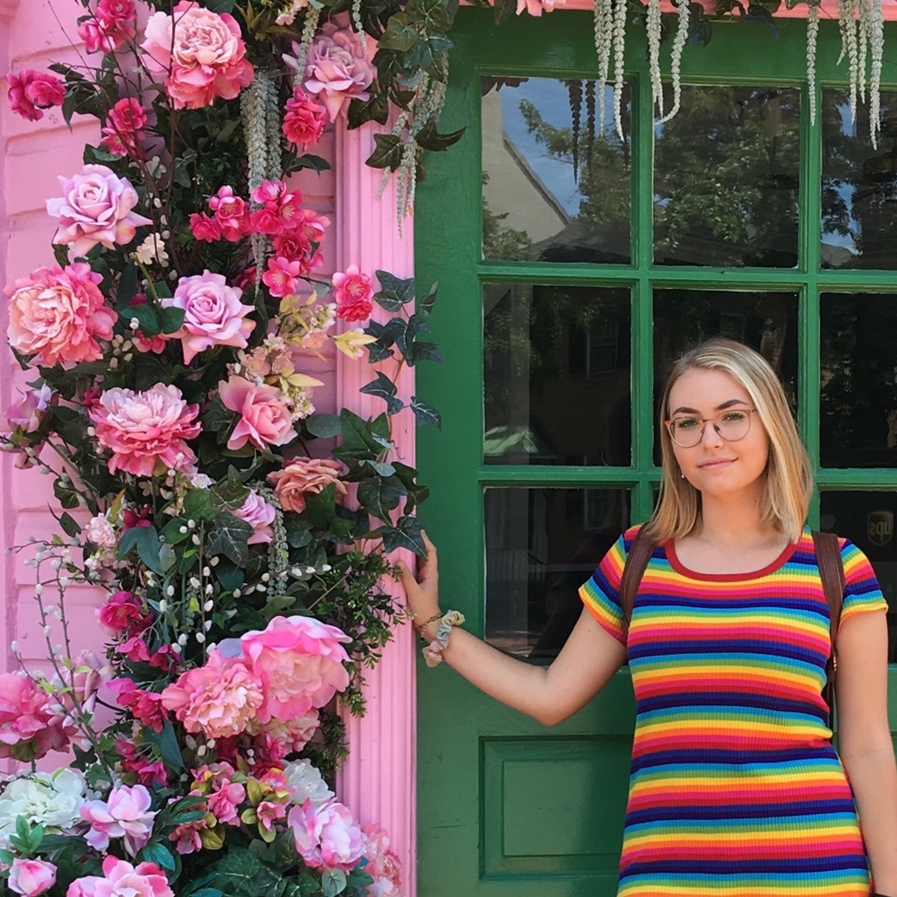 Meet your Posher, Chloe